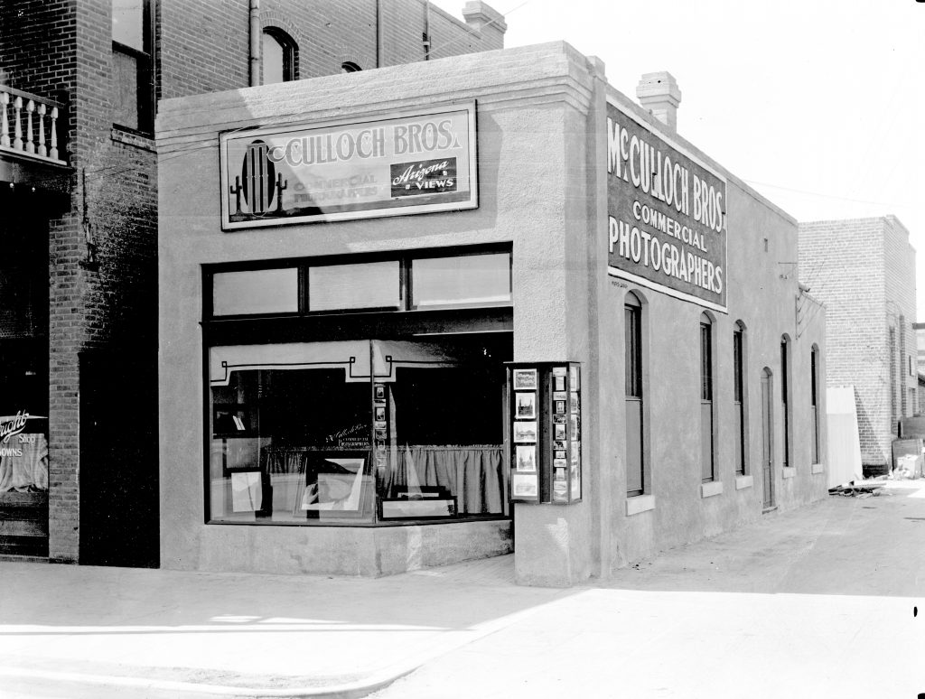 Commerce in old Phoenix